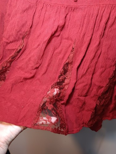Women's Large Vintage American Eagle Lace Boho Babydoll Tunic Blood Red Top - Picture 2 of 6