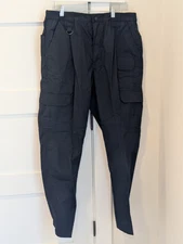Men's Navy PROPPER Cargo Work Pants Size 38x32  NWT 