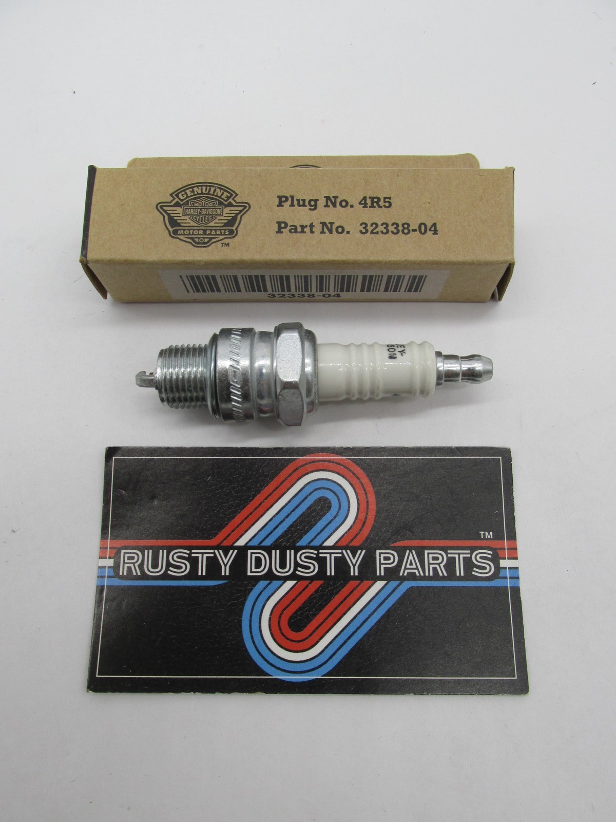 Harley Davidson NOS #4R5 Spark Plug 32338-04