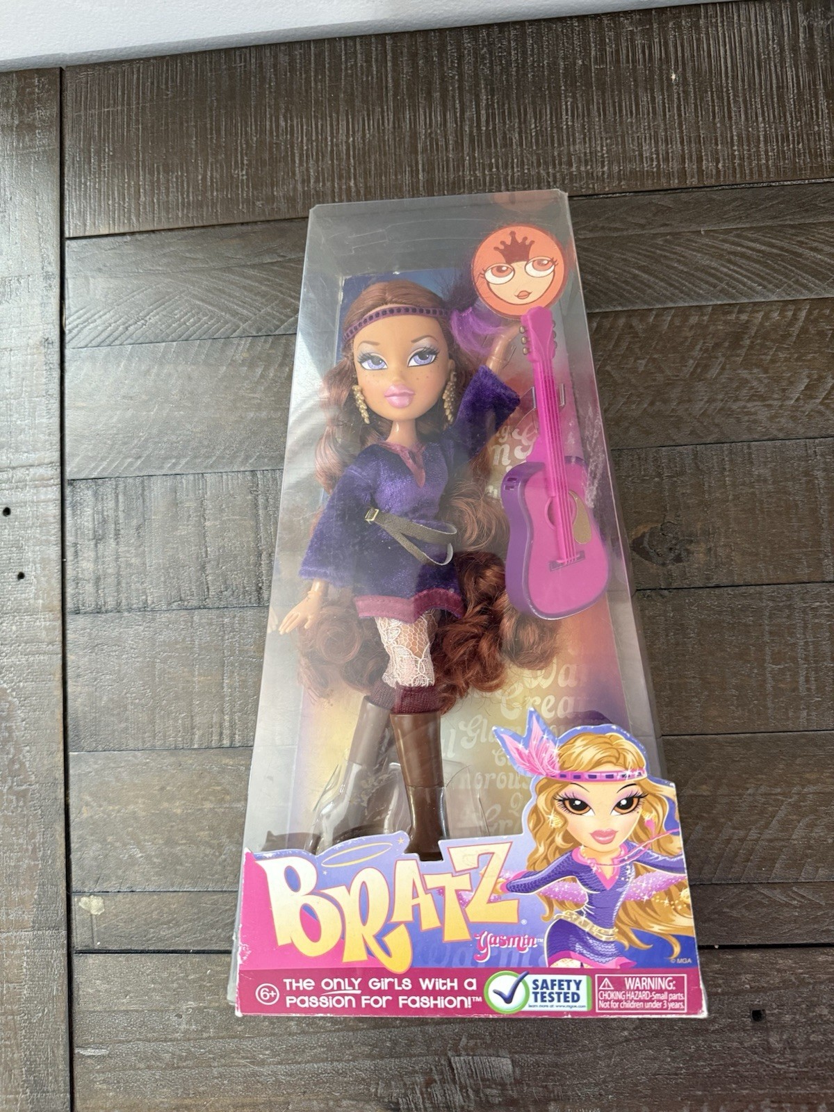 Bratz Doll Yasmin-Earth Girl Passion 4 Fashion Rare HTF 2009
