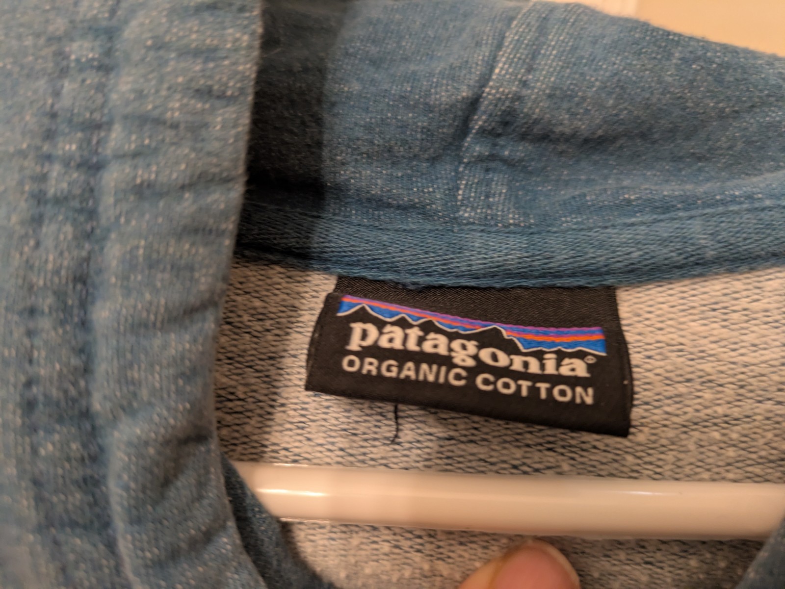 Patagonia Women's - Teal Hoodie Sweatshirt with Kangaroo Pocket - Size L thumbnail 2