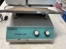 Labnet 35 Dual Platform Compact Rocker