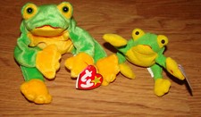 Retired Ty Beanie  Teenie Babies, SMOOCHY the FROG - October 1, 1997