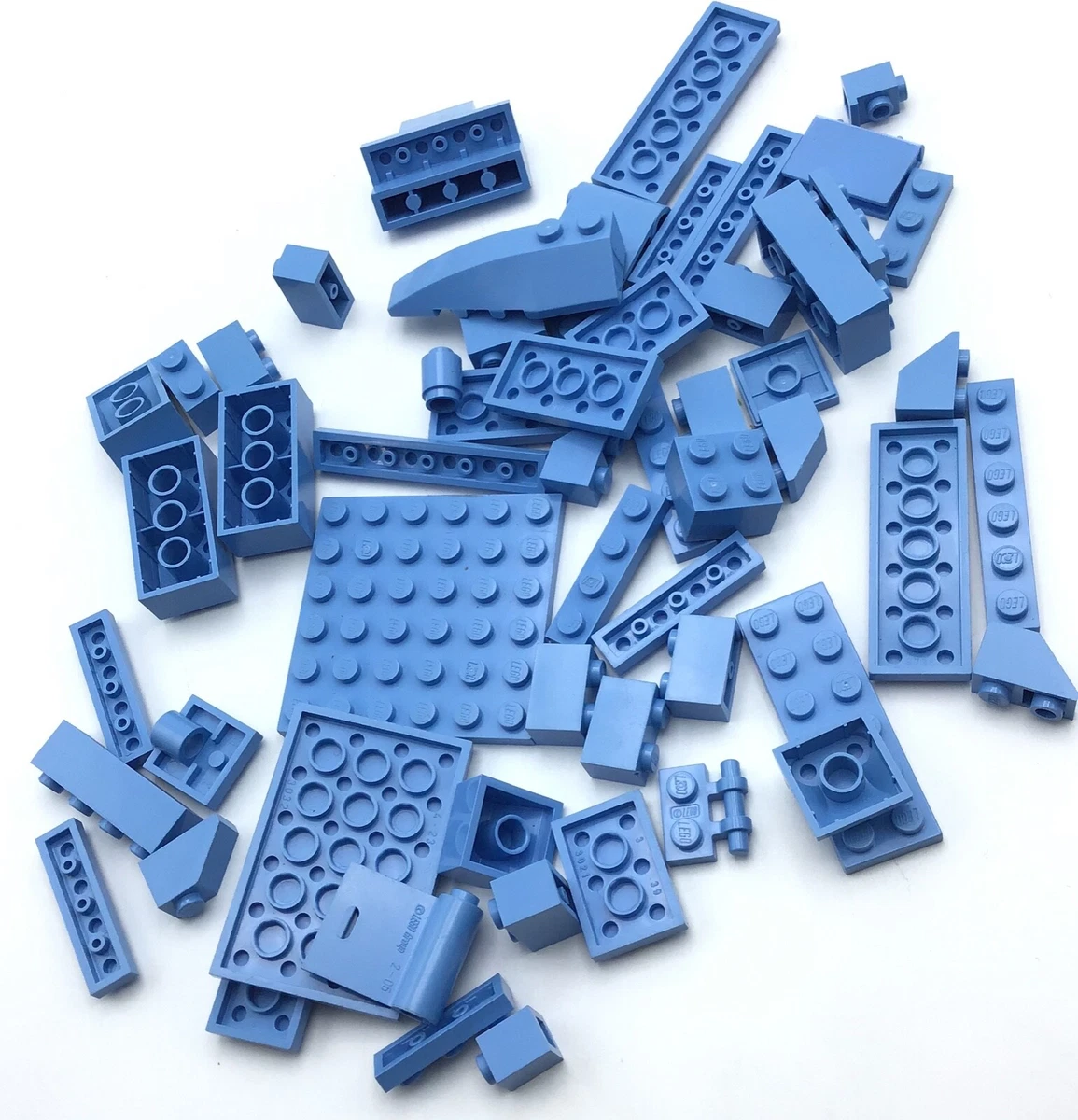 Blue lego online pieces