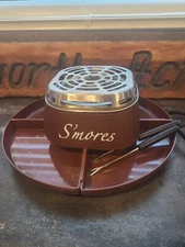 Nostalgia Indoor Electric Stainless Steel S'mores Maker with 4 Compartment Trays