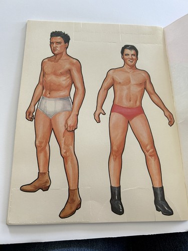 Elvis Presley The PAPERDOLL BOOK Excellent Condition - Picture 3 of 11