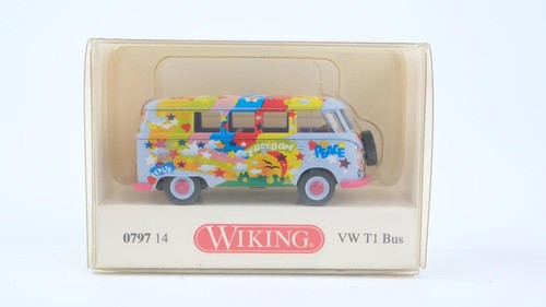 Autobús Wiking H0 079714 VW T1 Love Freedom Peace Flower Power | Condition: Gebraucht
