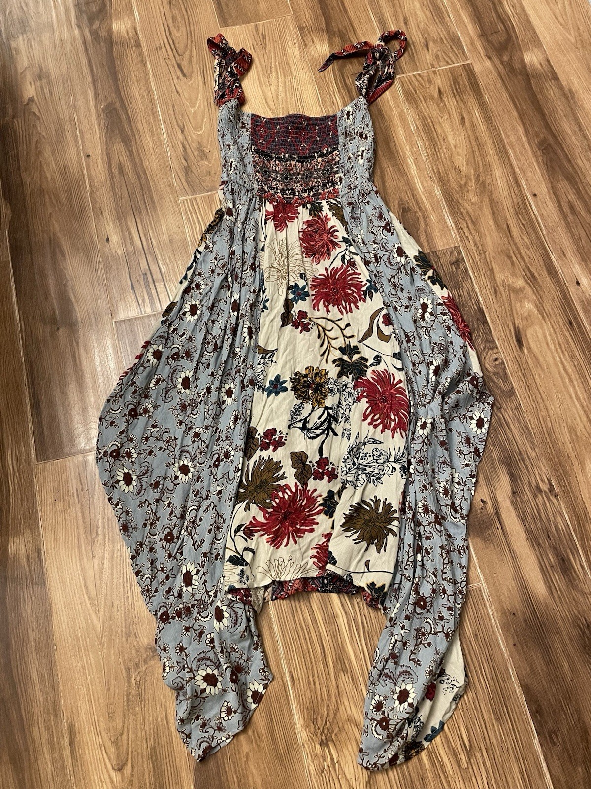 Umgee Asymmetrical Multi pattern Romantically Fes… - image 1