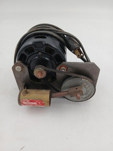 Vintage Cosmic Electric Piston Pump Air Motor 1/70 HP 55W Rochelle USA Lab