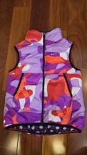 Nike Girls Size M Alliance Reversible Purple Polka Dot/Camo Zip Puffer Vest