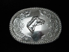QH01111 VINTAGE 1970s  HORSE  WESTERN  COWBOY DESIGN CHAMBERS BELT BUCKLE