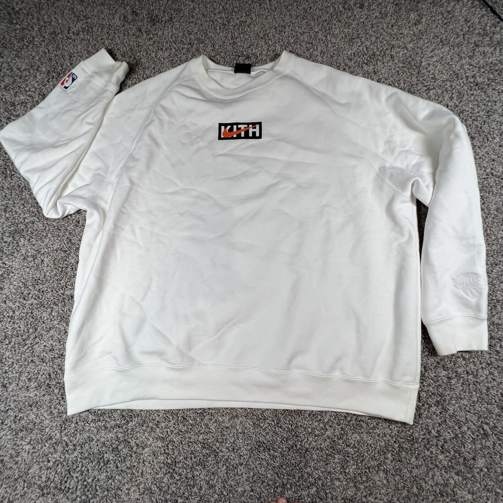 メンズKITH NIKE KNICKS FLEECE CREWNECK WHITE L