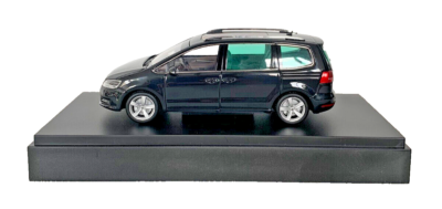 Miniatura Coleção Volkswagen Nº 46 Minivan Sharan 2002 1:43 | Frete grátis