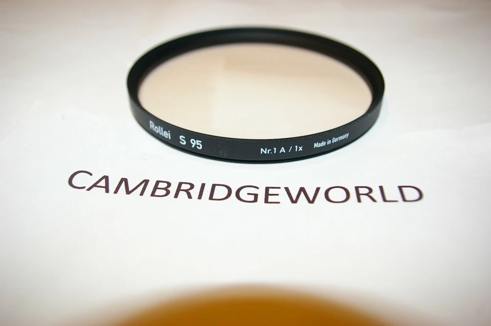 95mm SCREW in ROLLEI BRAND NEW 1A SKY SKYLIGHT OPTICAL GLASS FILTER  with case - Image 2 of 3