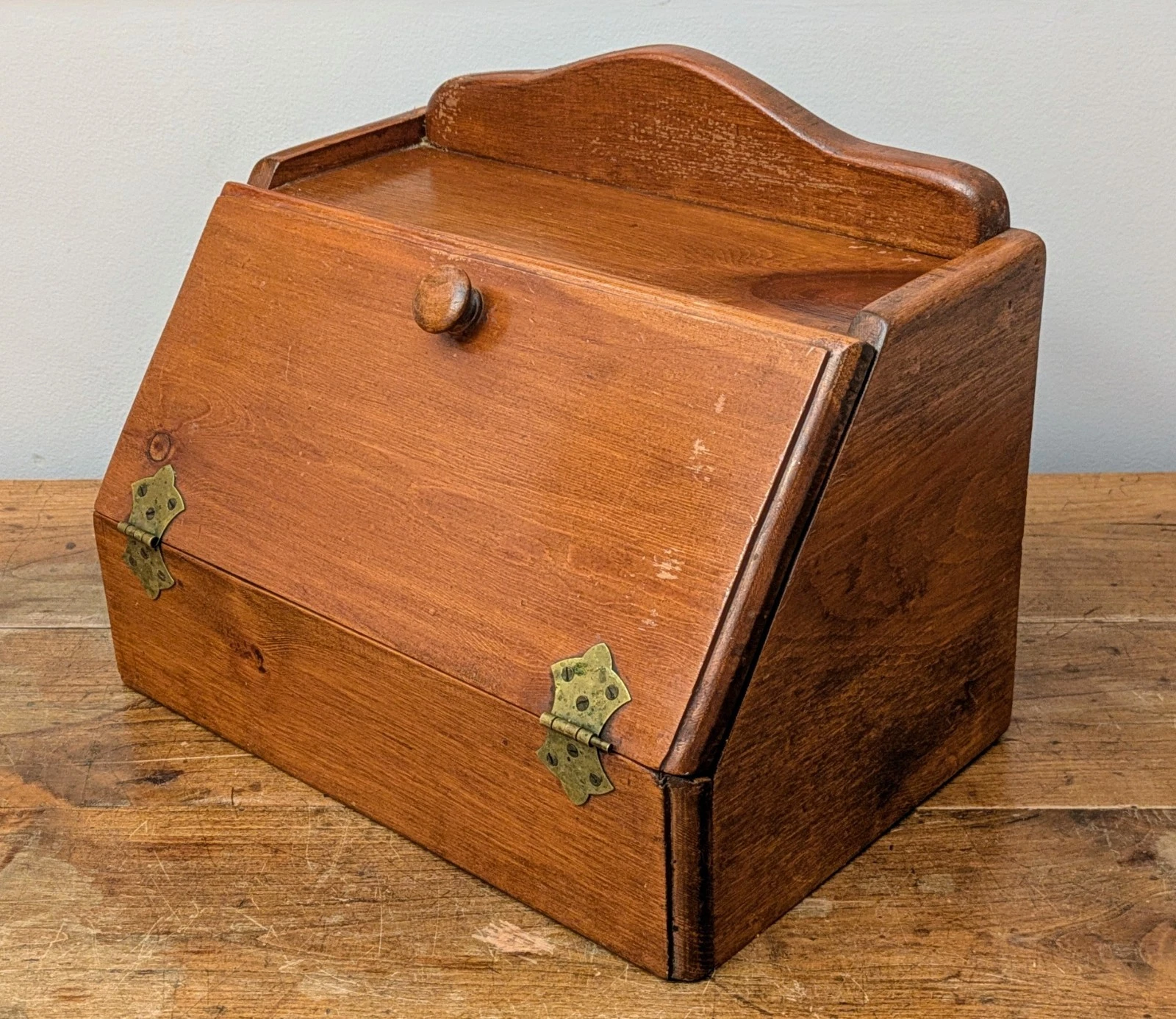 Vintage Primitive Pine Bread Box | Farmhouse Countertop Storage
Opens in a new window or tab