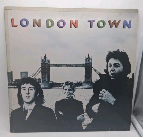 Paul McCartney & Wings - London Town - 1978 Vinyl LP - SW-11777 With Poster