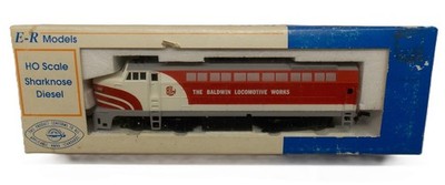 E-R Models Baldwin Sharknose Diesel Locomotive Model #040-4102 Original Box