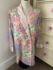 Victoria's Secret Robe Floral Satin Double Breasted Small Pink VTG Gold Label