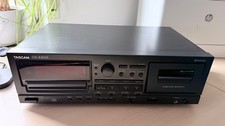 Tascam CD-A500 CD-Spieler / Kassettendeck Kombi mit original Fernbedienung