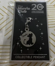 Disney Movie Club 20th Anniversary Collectible Pendant Keychain Simba Brand New