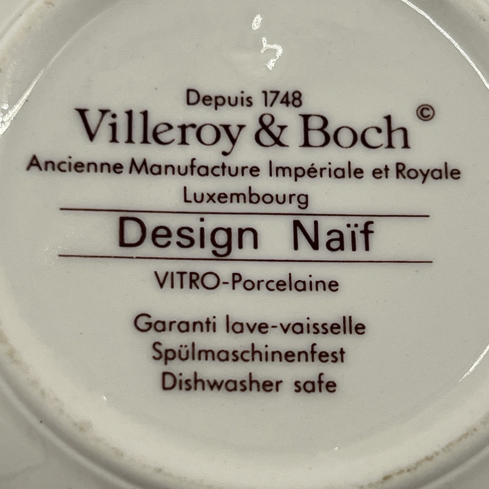 Villeroy & Boch Naif  Luxembourg Porcelain Trinket Box LaPlau Country Scene 3x2