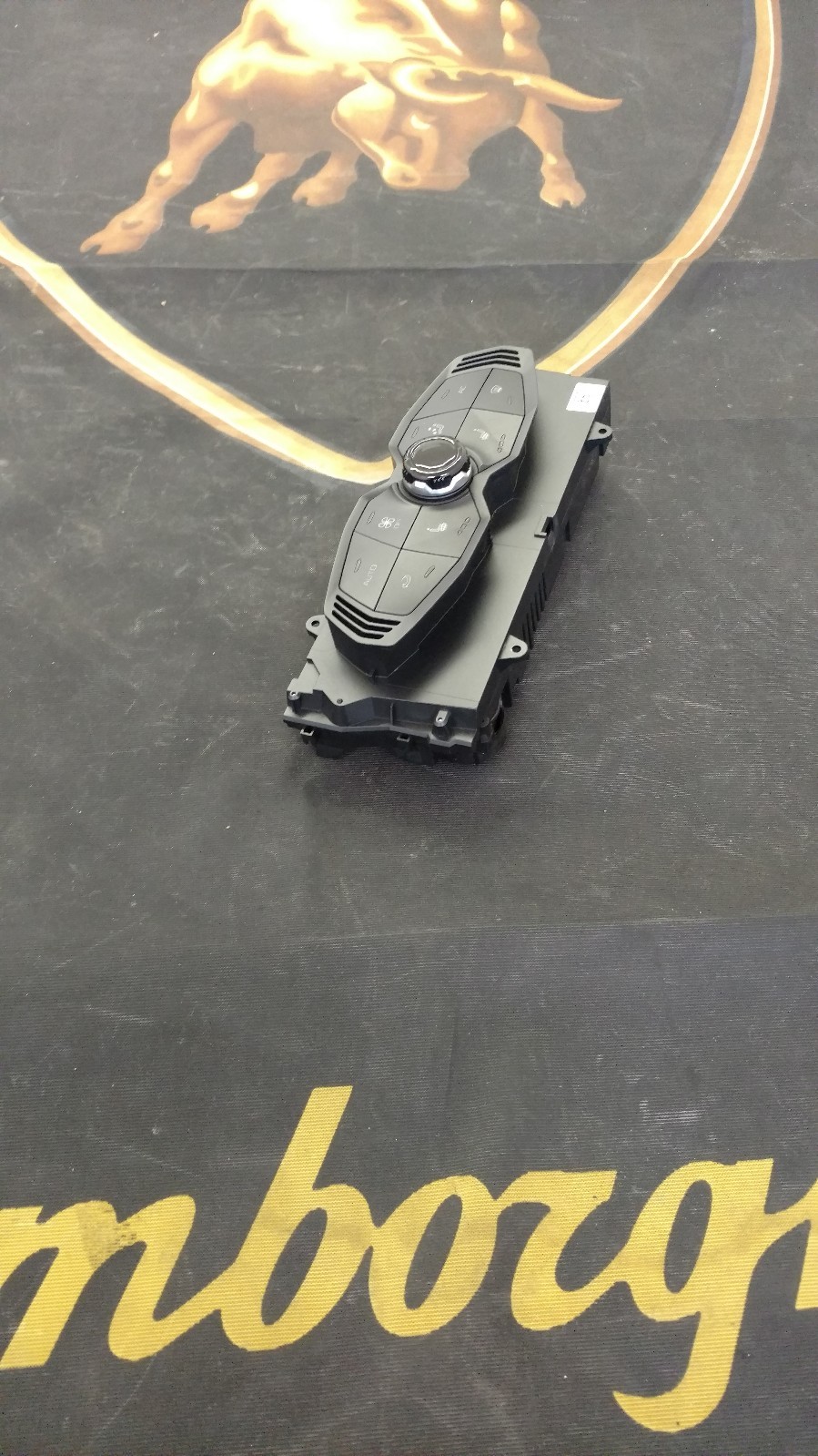 LAMBORGHINI HURACAN LP610 CENTER CONSOLE A/C CONTROL SWITCH OEM 4T0820043A