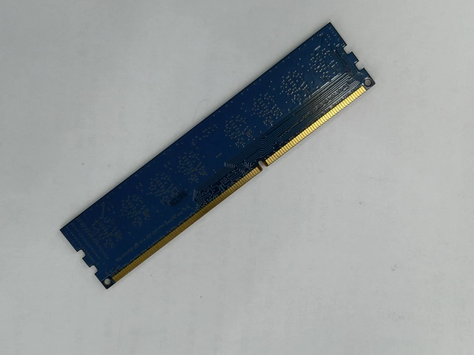 ELPIDA 4GB DDR3 1600 Desktop DIMM RAM 1Rx8 PC3L-12800U EBJ40UG8EFW0-GN-F 240pin - Image 3 of 3