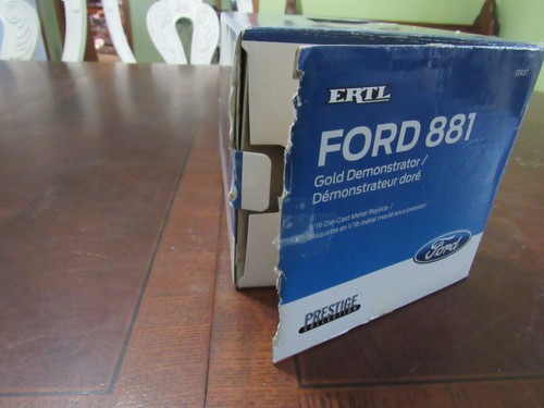 ERTL 1/16 NAT. FARM TOY MUSEUM FORD 881 GOLD DEMONSTRATOR TRACTOR- NIB - Picture 7 of 9
