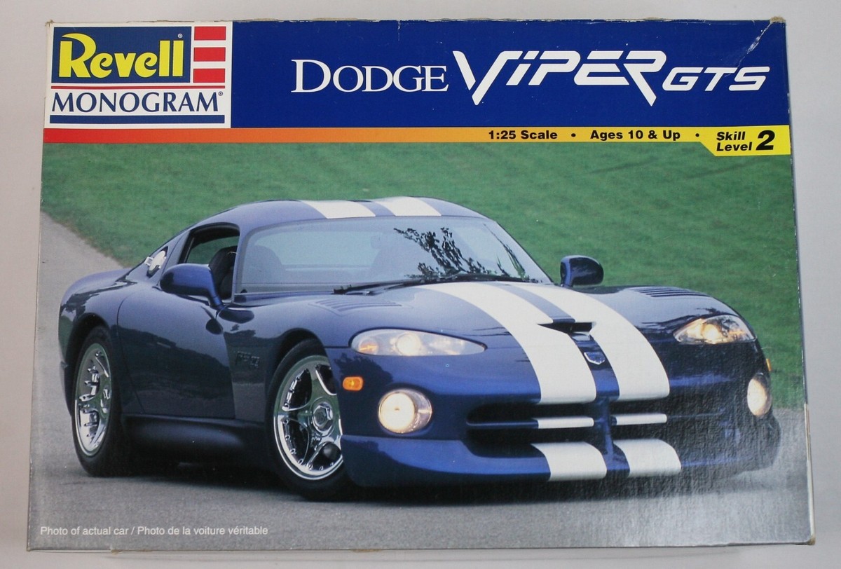 1998 Revell 1:25 Dodge Viper GTS Model Kit #85-6359 | eBay