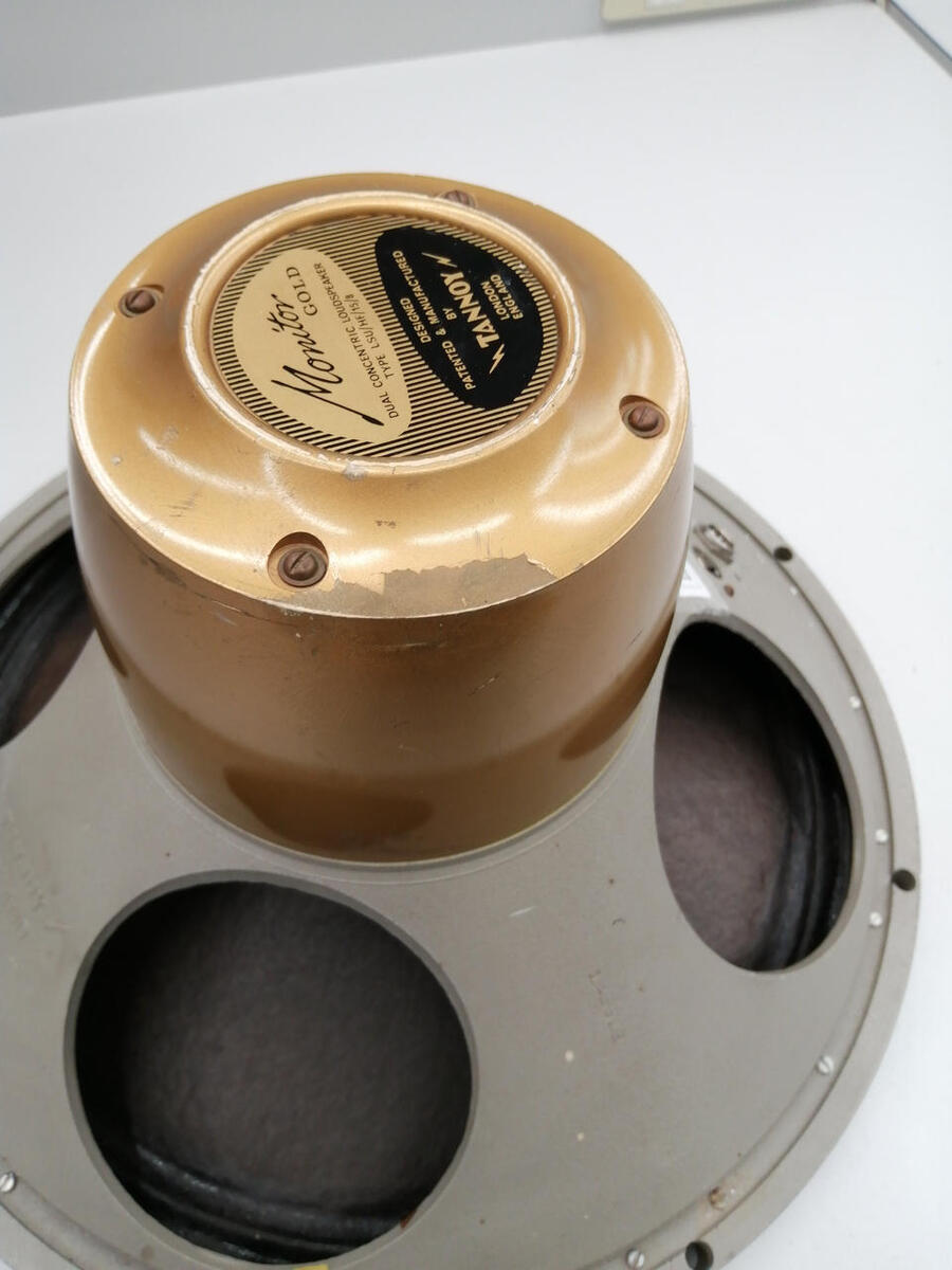 Vintage 1967 Tannoy Monitor Gold LSU HF 15/8 Speaker Full Vintage 1967 Tannoy Monitor Gold LSU HF 15/8 Speaker Full