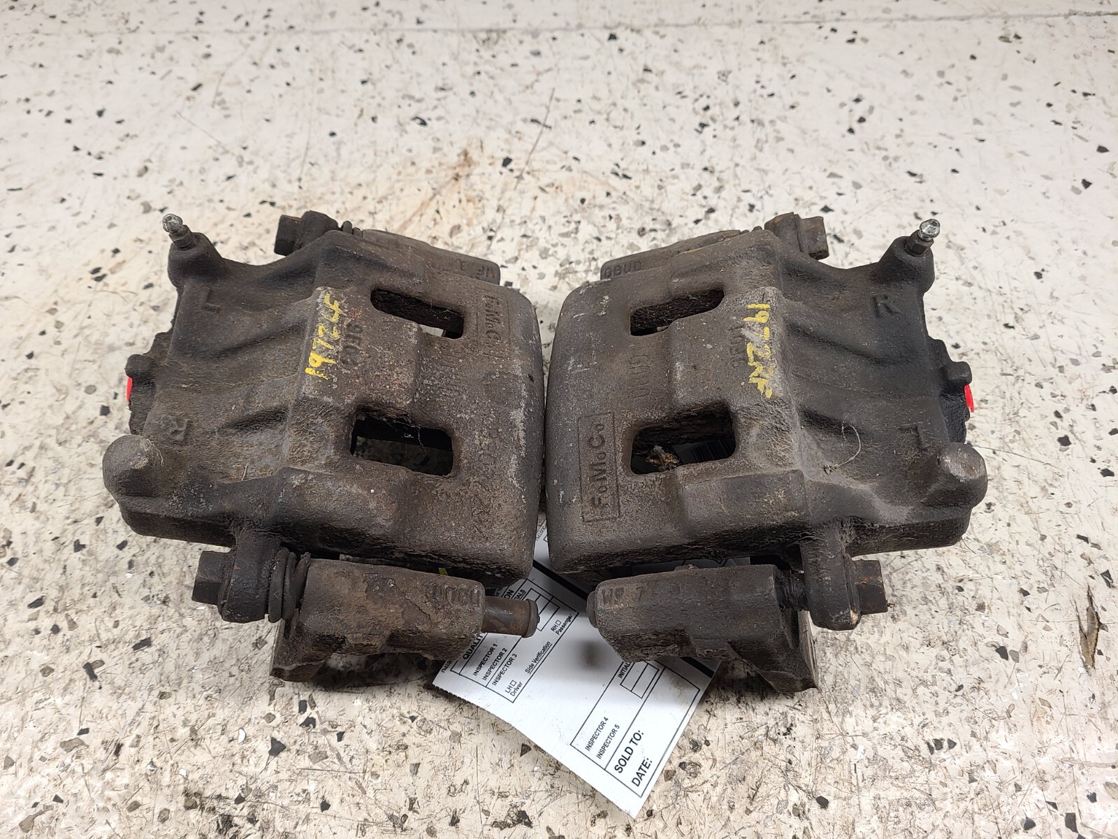 Ford Edge Brake Caliper Pair Front Driver Left Passenger Right OEM 2007
