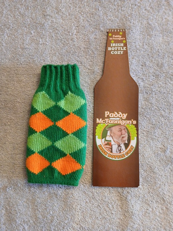 NEW Irish Bottle Cozy Sweater Sock St. Patrick's Day Paddy McFannigan’s Shamrock