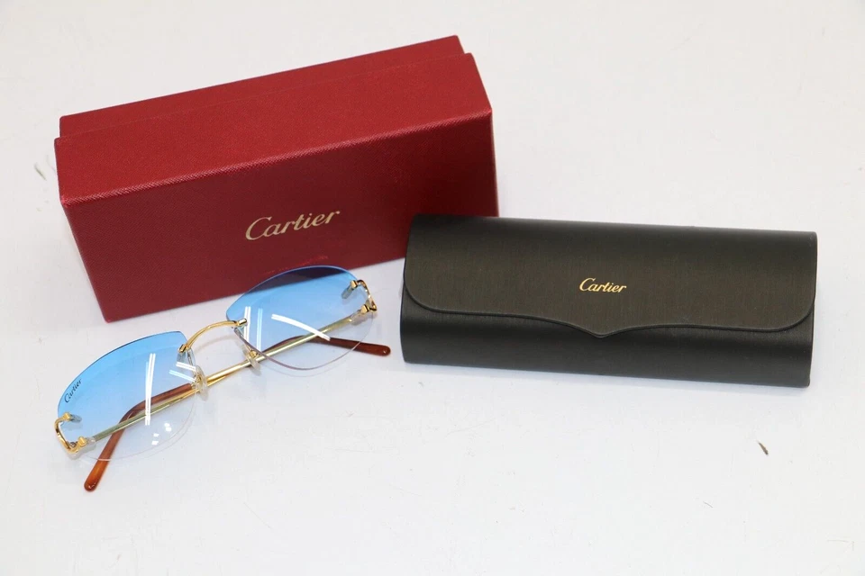 Gafas de sol Cartier Big C decoración doradas con lente tintada degradada azul CT00920 001 Foto 2 de 4