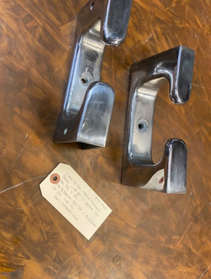 Chock Toe Rail Chrome Finished Bronze, width OD top 1 1/2'', bottom 2 1/8''