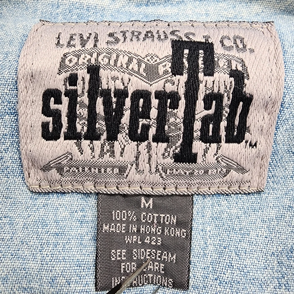 Colete Feminino Vintage Anos 90 Levi's Prata Aba M Azul Bordado Abelha Sem Mangas Crop - Imagem 4 de 4