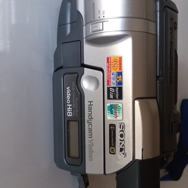 Sony Handycam Vision 8mm Video8 Hi8 videocamera analogica 15x NightShot LCD