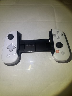 Backbone One Mobile Gaming Controller for iPhone   Excellent Condition (No Box)