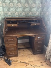 REDUCED! Quick sale needed! Vintage Antique Oak Roll top writing desk bureau