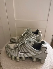womans green nike shox trainers size 5.5.