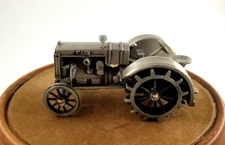SPEC-CAST PEWTER CASE TRACTOR  1;43 SCALE NOS W/B  VINTAGE 1990s