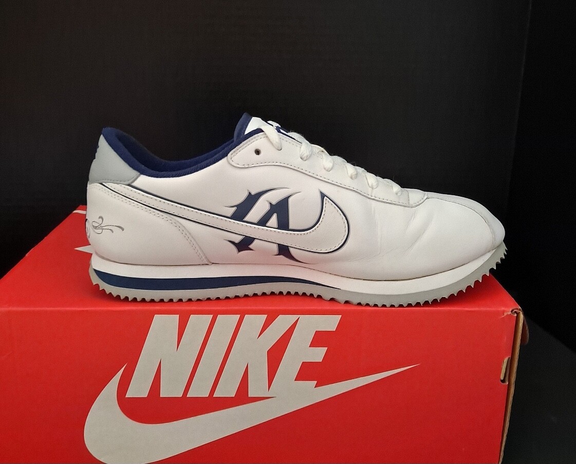 靴 mr cartoon cortez Nike Cortez 