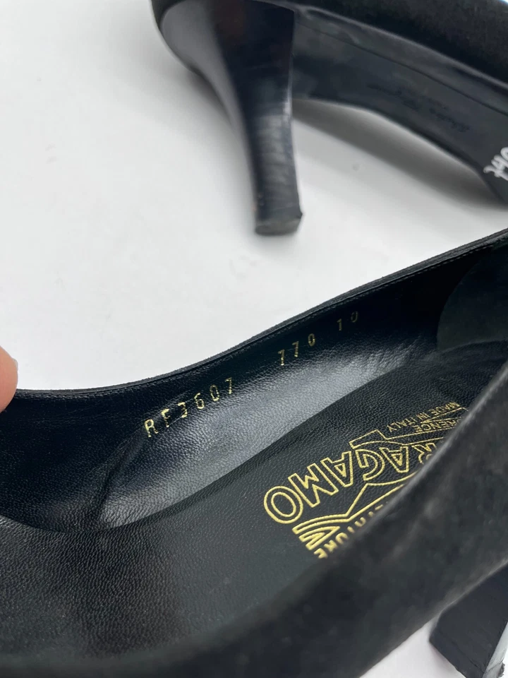 Zapatos de tacón Salvatore Ferragamo para mujer de gamuza negros talla 10 Foto 4 de 4