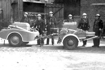 Vtt-40 Feuerwehr, Wasserpumpe, Schläuche & Männer, Southend On Sea, Essex. Foto