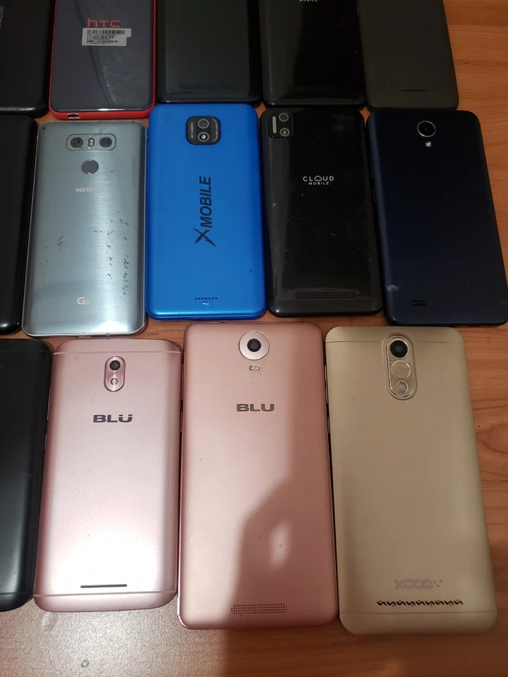 Lote de 20 Marca Mixta Blu Studio XL 2 S0270UU y XGODY Y20 y otros Para piezas Foto 3 de 4