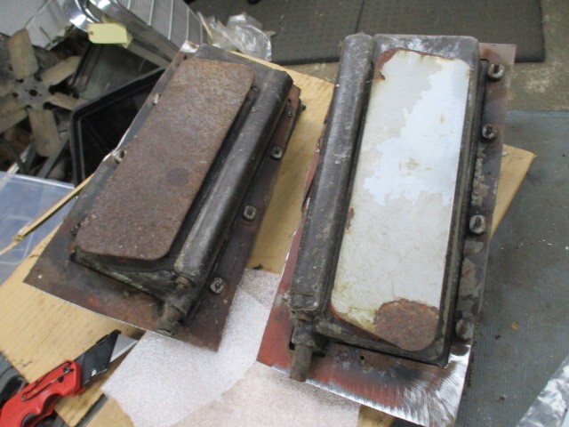 Rolls Royce Dawn Bentley Mark VI  R Type R&L Cowl Vent Assemblies