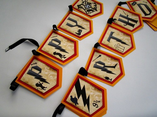 Harry Potter banner/ Birthday / Party Supplies/ Decor/ CAN BE CUSTOMIZED! - Picture 6 of 6