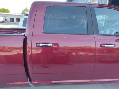 Used Rear Right Door Assembly Rear Side fits: 2017 Ram Dodge 2500 pickup Crew Ca