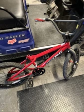(NO SEAT)  Dynacraft Kids Mountain Bike Red. For Parts Or Riding