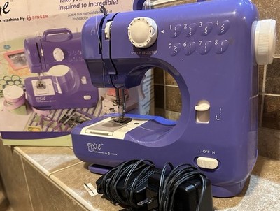 Singer Pixie The Craft Machine Sewing Machine Tested & Works! Pedal &AC Adapter