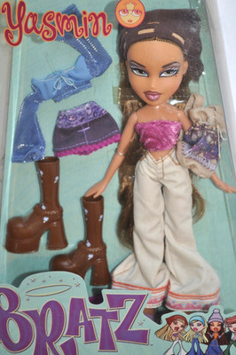Bratz G1 Originals 1st Ever Yasmin Fashion Doll-Boho-2001-Seals Popped-Retaped
